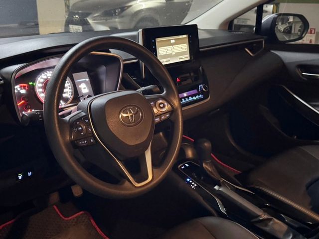 『豪華 PLUS版』｜摸門解鎖｜免鑰匙｜ACC 跟車系統｜行車紀錄器｜APPLE CarPlay｜抬頭顯示器｜恆溫空調｜  第2張相片