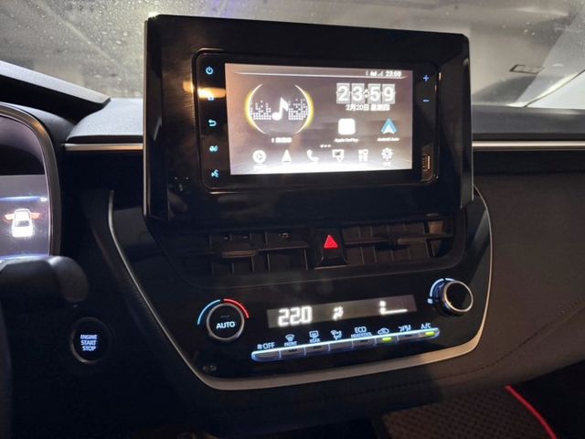 『豪華 PLUS版』｜摸門解鎖｜免鑰匙｜ACC 跟車系統｜行車紀錄器｜APPLE CarPlay｜抬頭顯示器｜恆溫空調｜  第3張相片