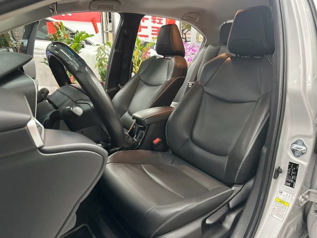 『 ALTIS 豪華版』｜ACC跟車｜巡跡防滑｜車道偏移警示｜倒車顯影｜倒車雷達｜恆溫空調｜影音主機｜  第7張相片