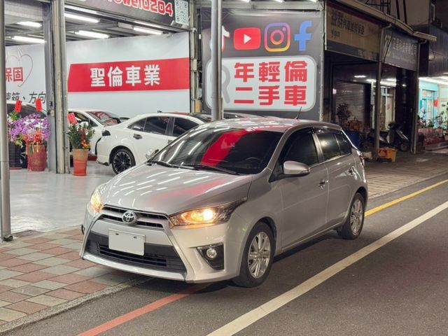 『 YARIS 豪華版』｜免鑰匙｜摸門解鎖｜胎壓顯示｜胎壓偵測｜影音安卓機｜恆溫空調｜  第2張相片