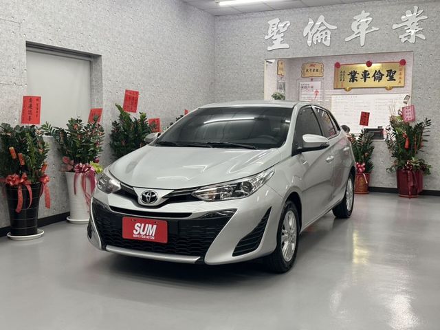 『 YARIS 經典版』｜巡跡防滑｜影音主機｜倒車雷達｜電子後視鏡｜  第1張相片