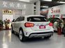 『 GLA250 AMG』｜定速巡航｜巡跡防滑｜CarPlay｜雙區恆溫空調｜電動天窗｜電動尾門  第4張縮圖