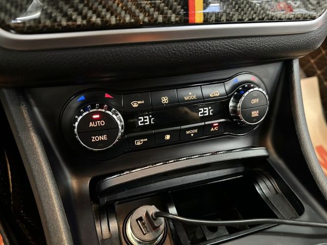 『 GLA250 AMG』｜定速巡航｜巡跡防滑｜CarPlay｜雙區恆溫空調｜電動天窗｜電動尾門  第13張相片