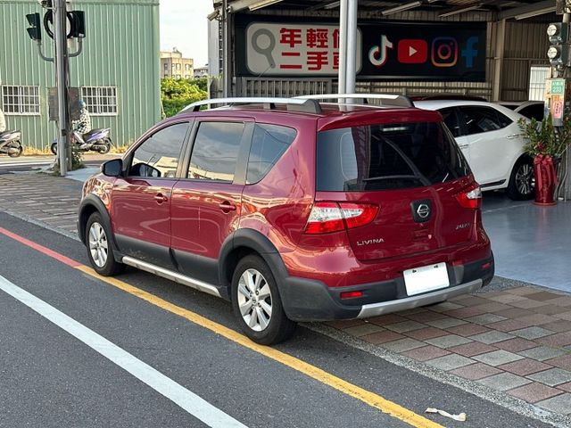 『 LIVINA 行家皮椅版』｜影音主機｜倒車顯影｜倒車雷達｜  第3張相片