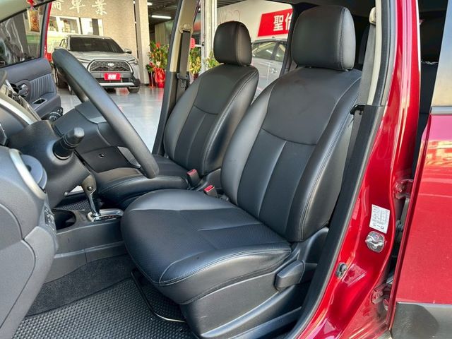 『 LIVINA 行家皮椅版』｜影音主機｜倒車顯影｜倒車雷達｜  第5張相片