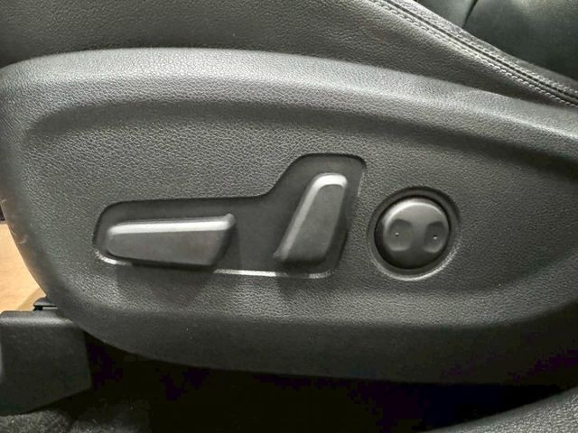 『SPORTAGE GT-LINE版』｜定速巡航｜摸門解鎖｜免鑰匙｜電子手剎車｜盲點偵測｜電動尾門｜電動天窗｜  第17張相片