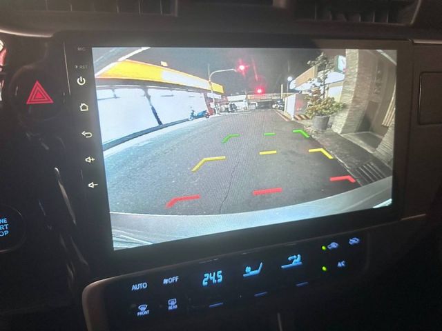 『ALTIS 經典版』｜免鑰匙｜定速巡航｜循跡防滑｜影音安卓機｜導航系統｜倒車顯影｜抬頭顯示器｜  第8張相片