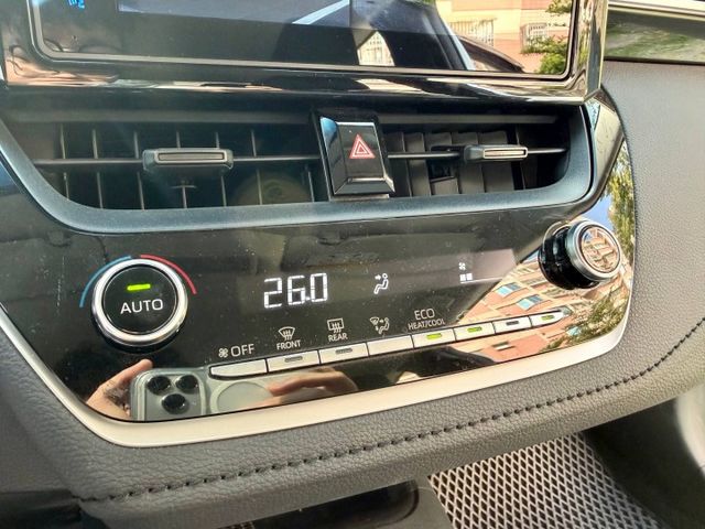 『ALTIS 豪華版』｜ACC跟車｜影音主機｜270環景｜行車紀錄器｜魚眼頭燈｜後座出風口  第9張相片