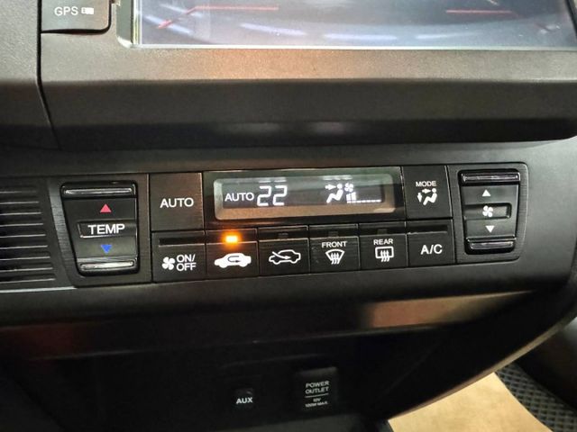 『CIVIC VTI-S版』『｜定速巡航｜電動天窗｜影音主機｜倒車顯影｜換檔撥片｜電折後視鏡｜  第11張相片