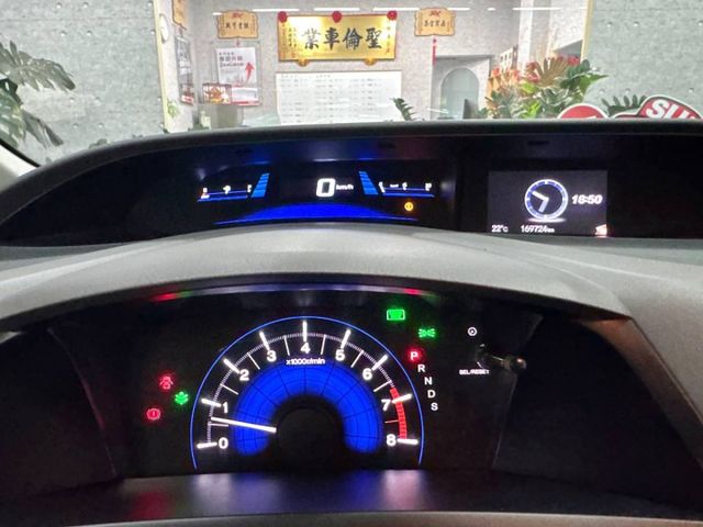 『CIVIC VTI-S版』『｜定速巡航｜電動天窗｜影音主機｜倒車顯影｜換檔撥片｜電折後視鏡｜  第16張相片