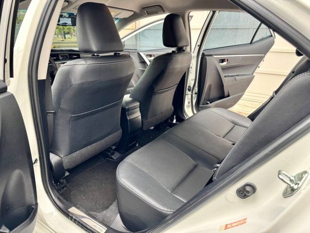 『ALTIS 經典版』｜免鑰匙啟動｜摸門解鎖｜定速巡航｜循跡防滑｜影音主機｜Apple Carplay｜360環景｜  第6張相片