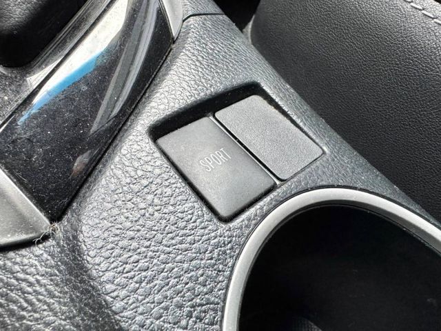 『ALTIS 經典版』｜免鑰匙啟動｜摸門解鎖｜定速巡航｜循跡防滑｜影音主機｜Apple Carplay｜360環景｜  第12張相片