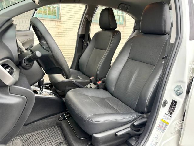 『VIOS 豪華版』｜免鑰匙｜摸門解鎖｜定速巡航｜影音主機｜倒車顯影｜恆溫空調｜胎壓偵測  第5張相片