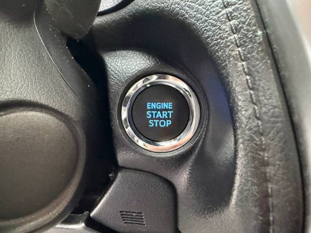 『VIOS 豪華版』｜免鑰匙｜摸門解鎖｜定速巡航｜影音主機｜倒車顯影｜恆溫空調｜胎壓偵測  第10張相片