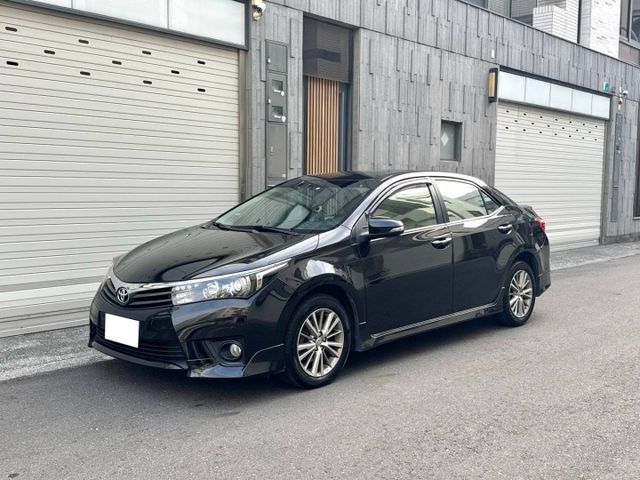 『ALTIS Z版』｜免鑰匙｜摸門解鎖｜定速巡航｜電動天窗｜影音主機｜倒車顯影｜恆溫空調  第2張相片