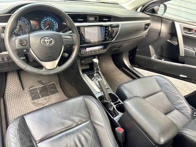 『ALTIS Z版』｜免鑰匙｜摸門解鎖｜定速巡航｜電動天窗｜影音主機｜倒車顯影｜恆溫空調  第4張相片