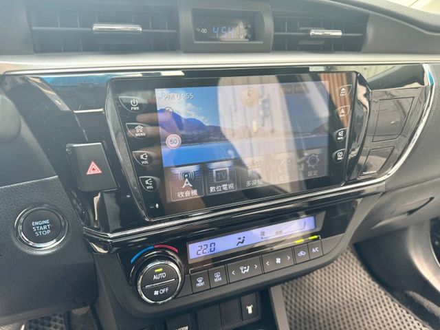 『ALTIS Z版』｜免鑰匙｜摸門解鎖｜定速巡航｜電動天窗｜影音主機｜倒車顯影｜恆溫空調  第7張相片