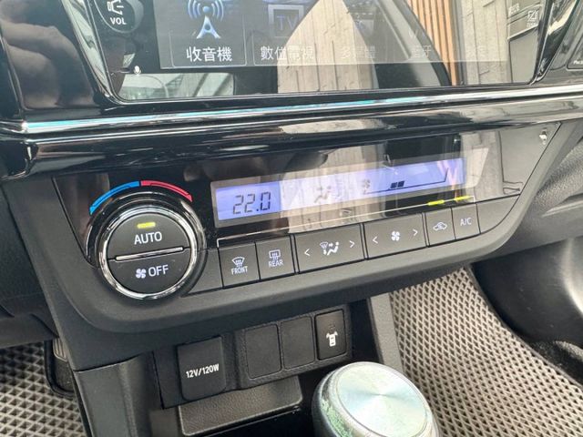 『ALTIS Z版』｜免鑰匙｜摸門解鎖｜定速巡航｜電動天窗｜影音主機｜倒車顯影｜恆溫空調  第9張相片