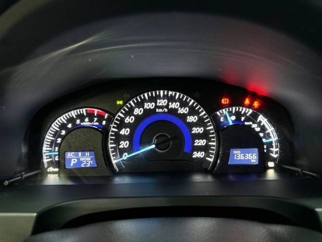 『CAMRY 經典版』｜影音主機｜倒車顯影｜後座出風口｜雙區恆溫空調｜抬頭顯示器｜  第14張相片
