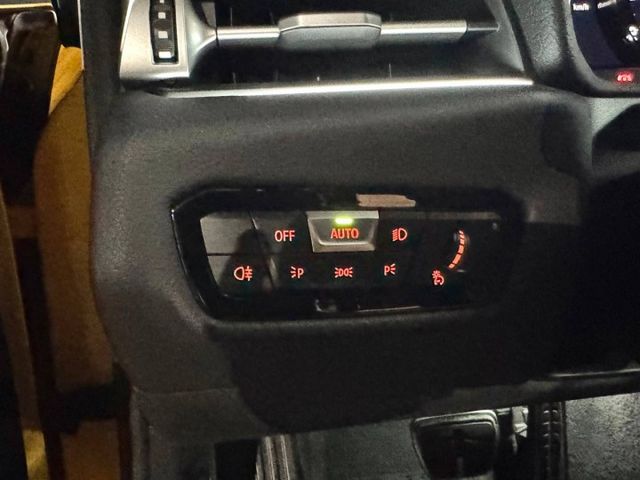 『SUPRA 3.0 AT版』｜ACC跟車｜摸門解鎖｜免鑰匙｜電子手煞車｜電動記憶座椅｜盲點偵測｜抬頭顯示器｜  第14張相片