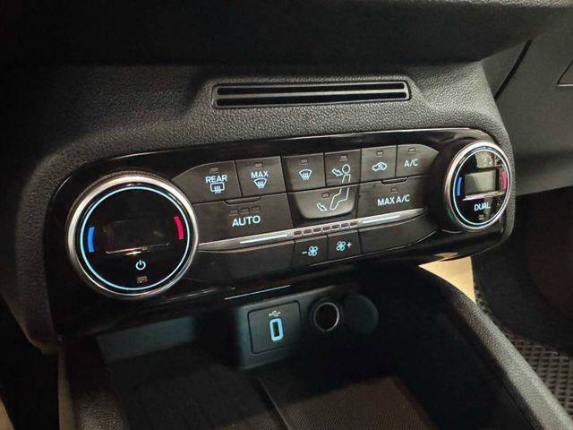 『Focus 4D EcoBoost 17SLA』｜ACC跟車｜摸門解鎖｜免鑰匙｜Apple Carplay｜盲點偵測｜  第11張相片