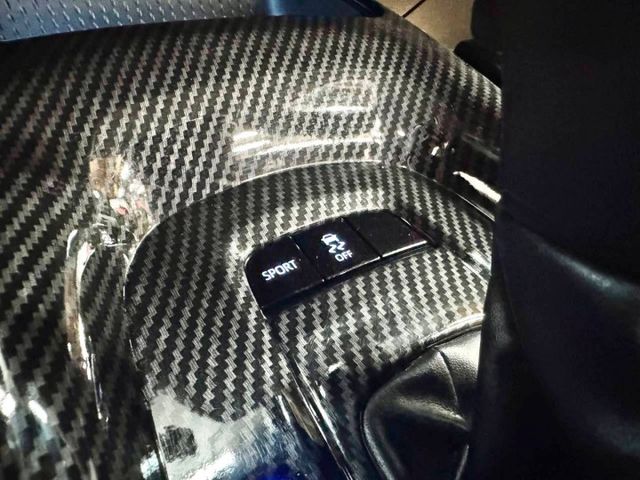 『 ALTIS 旗艦版』｜ACC跟車｜抬頭顯示器｜免鑰匙｜摸門解鎖｜360環景｜影音安卓機｜恆溫空調｜  第12張相片