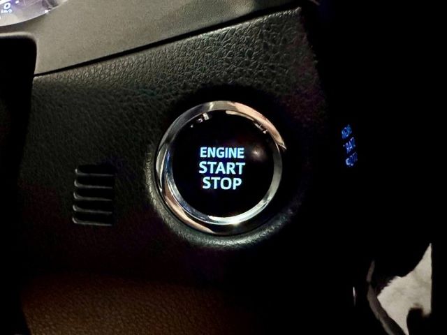 『ALTIS 豪華版』｜免鑰匙｜定速巡航｜抬頭顯示器｜影音安卓機｜APPLE CARPLAY｜倒車顯影｜德國藍點喇叭  第13張相片