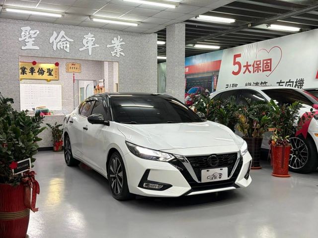 『SENTRA 尊爵智駕版』｜ACC跟車｜免鑰匙｜盲點偵測｜影音主機｜Apple Carplay｜抬頭顯示器｜360環景  第3張相片