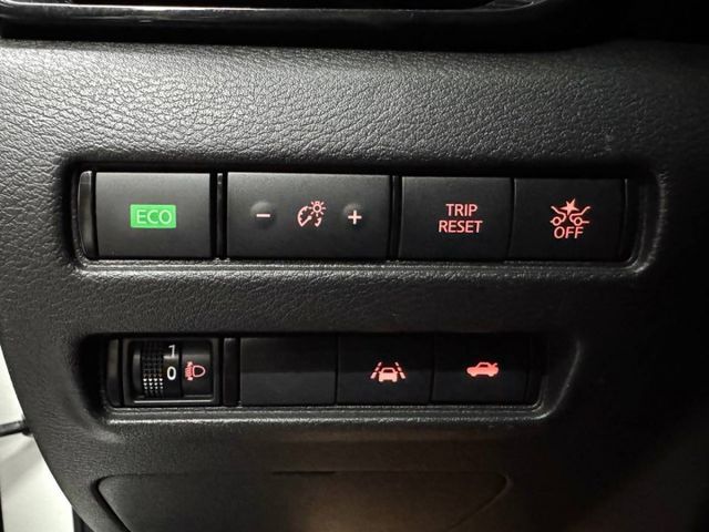 『SENTRA 尊爵智駕版』｜ACC跟車｜免鑰匙｜盲點偵測｜影音主機｜Apple Carplay｜抬頭顯示器｜360環景  第17張相片