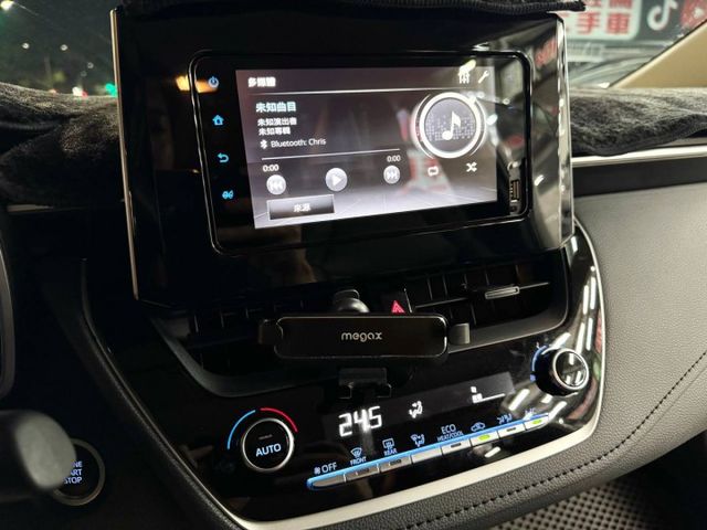 『豪華 PLUS版』｜摸門解鎖｜免鑰匙｜ACC 跟車系統｜恆溫空調｜後座出風口  第7張相片