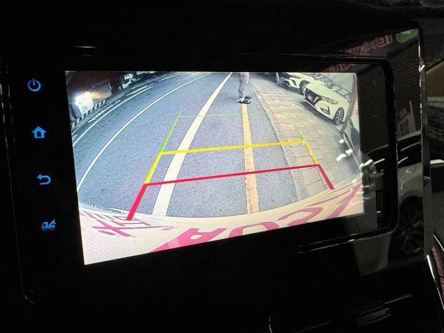 『豪華 PLUS版』｜摸門解鎖｜免鑰匙｜ACC 跟車系統｜恆溫空調｜後座出風口  第8張相片