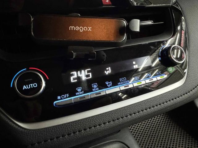 『豪華 PLUS版』｜摸門解鎖｜免鑰匙｜ACC 跟車系統｜恆溫空調｜後座出風口  第9張相片