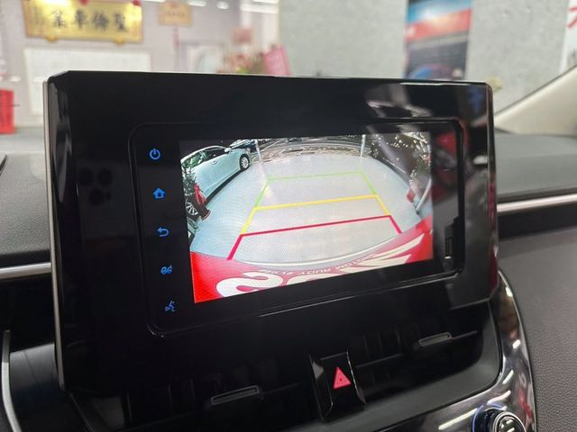 『豪華 PLUS版』｜摸門解鎖｜免鑰匙｜ACC 跟車系統｜行車紀錄器｜APPLE CarPlay｜抬頭顯示器｜恆溫空調｜  第12張相片