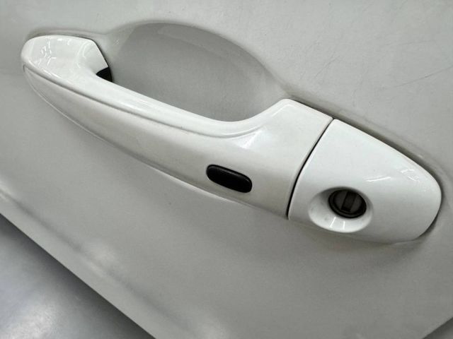 『VIOS 豪華版』｜免鑰匙｜摸門解鎖｜定速巡航｜影音主機｜倒車顯影｜恆溫空調｜胎壓偵測  第16張相片
