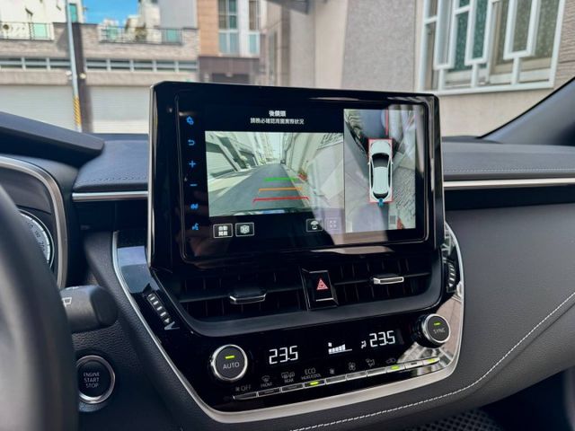 『COROLLA SPORT 旗艦版』｜ACC跟車｜摸門解鎖｜免鑰匙｜電子手煞車｜電動座椅｜盲點偵測｜抬頭顯示器｜  第8張相片