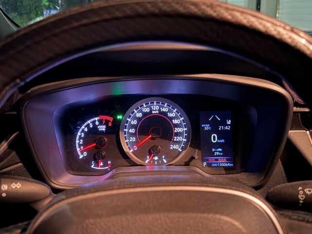 『CROSS 豪華版』｜ACC跟車｜摸門解鎖｜免鑰匙啟動｜影音主機｜後座出風口  第6張相片