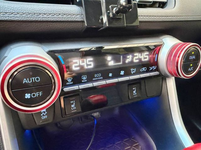 『RAV4 旗艦版』｜ACC跟車｜摸門解鎖｜免鑰匙｜電子手煞車｜電動座椅｜盲點偵測｜抬頭顯示器｜360環景  第9張相片