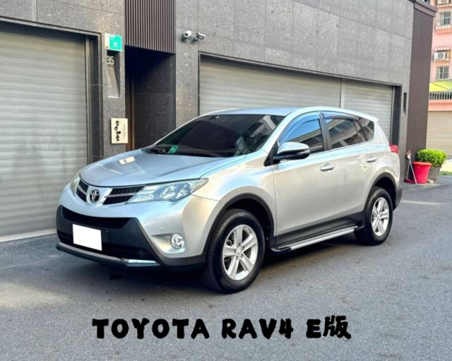 『RAV4 E版』｜定速巡航｜摸門解鎖｜免鑰匙｜Apple Carplay｜電動座椅｜倒車顯影  第1張相片