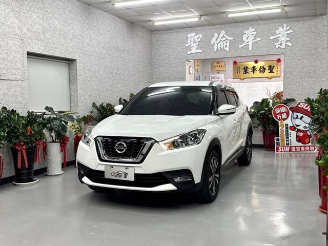 『KICKS 時尚版』｜冷氣空調｜巡跡防滑｜Apple Carplay｜抬頭顯示器｜行車紀錄器｜  第1張相片