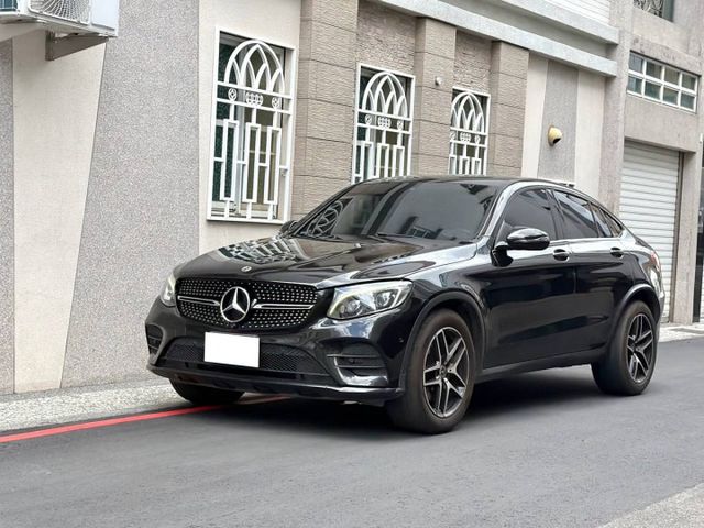 『GLC250 COUPE AMG』｜定速巡航｜電動記憶座椅｜影音主機｜360環景｜盲點偵測｜電子手剎車｜電動尾門｜  第2張相片