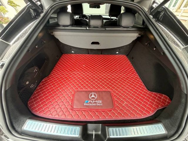 『GLC250 COUPE AMG』｜定速巡航｜電動記憶座椅｜影音主機｜360環景｜盲點偵測｜電子手剎車｜電動尾門｜  第7張相片