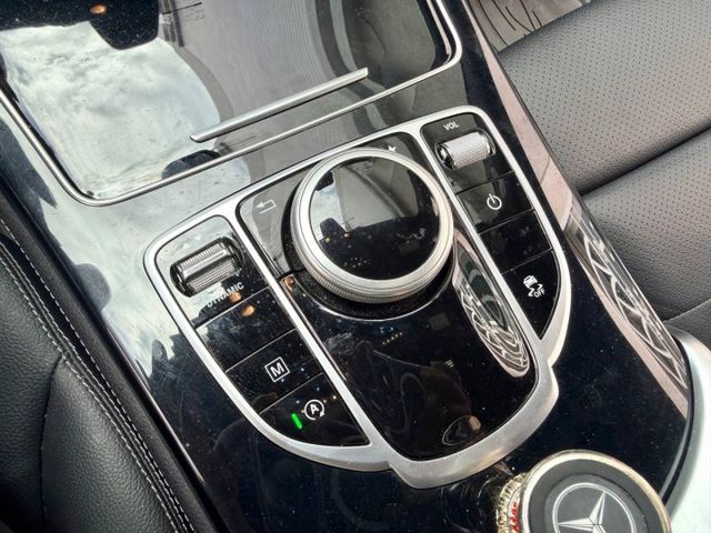 『GLC250 COUPE AMG』｜定速巡航｜電動記憶座椅｜影音主機｜360環景｜盲點偵測｜電子手剎車｜電動尾門｜  第12張相片