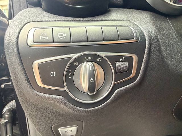 『GLC250 COUPE AMG』｜定速巡航｜電動記憶座椅｜影音主機｜360環景｜盲點偵測｜電子手剎車｜電動尾門｜  第14張相片