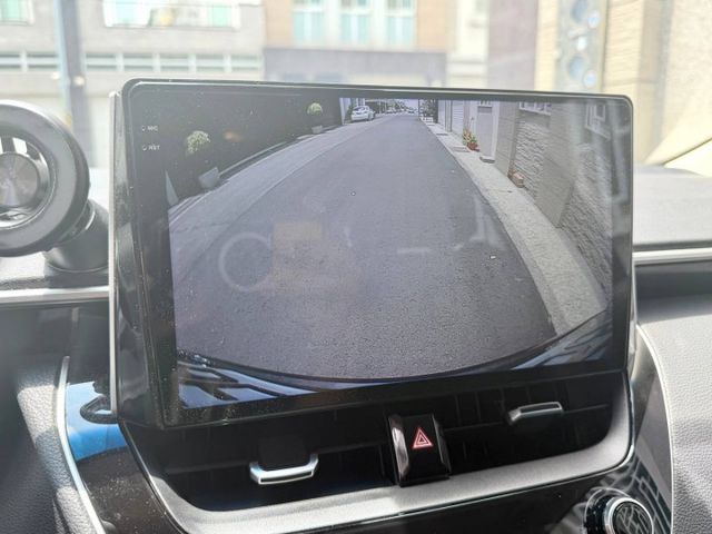 『ALTIS 尊爵版』｜ACC跟車｜摸門解鎖｜免鑰匙｜影音安卓機｜Apple Carplay｜盲點偵測｜抬頭顯示器  第8張相片