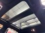 『CROWN 皇家版』｜ACC跟車｜全景電動天窗｜電動尾門｜電子手煞車｜電動記憶座椅｜盲點偵測｜抬頭顯示器｜360環景  第17張縮圖