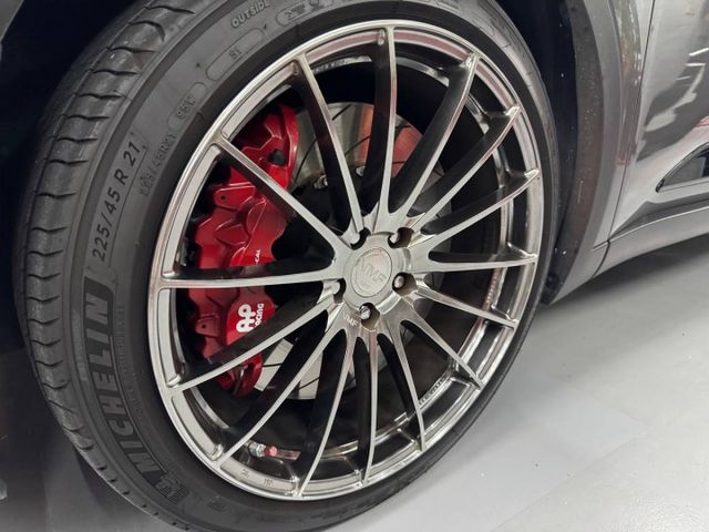 『CROWN 皇家版』｜ACC跟車｜全景電動天窗｜電動尾門｜電子手煞車｜電動記憶座椅｜盲點偵測｜抬頭顯示器｜360環景  第19張相片
