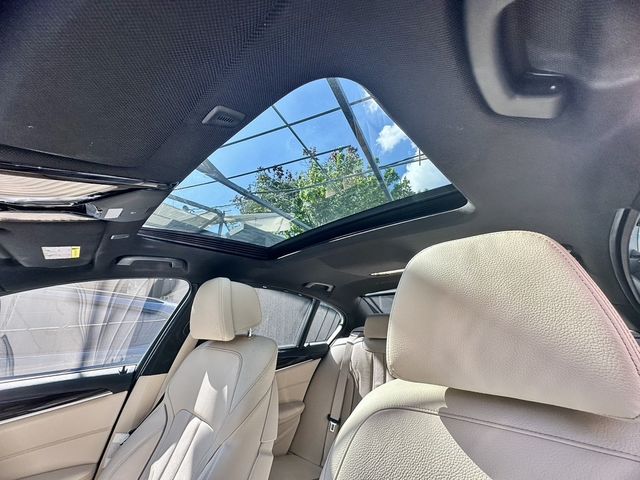 BMW寶馬 530I  第9張相片