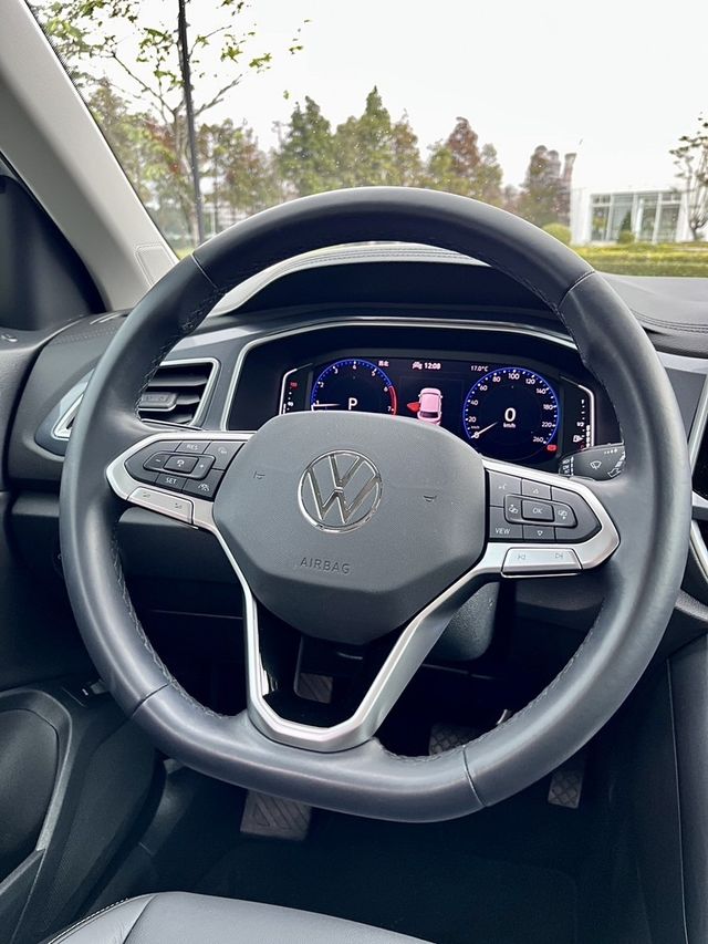 VOLKSWAGEN福斯 T-ROC  第12張相片