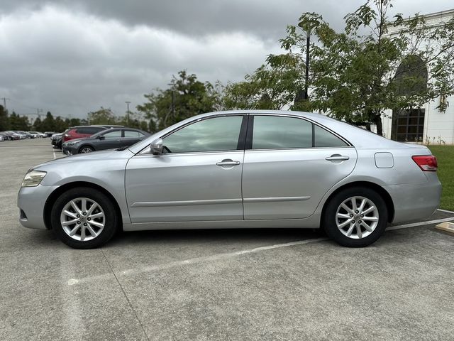 TOYOTA豐田 CAMRY  第2張相片