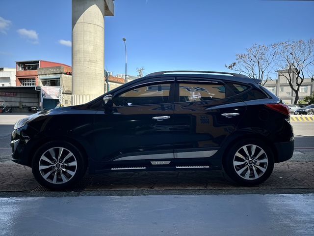 HYUNDAI現代 IX35  第2張相片
